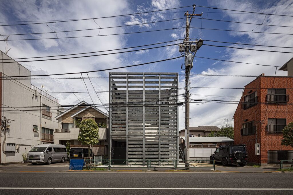 外観｜Iron Mask House｜PLEO